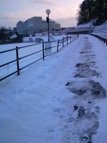 途中から歩道も積雪状態