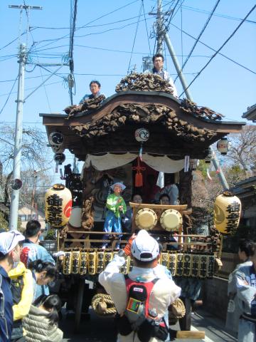 羽村では地元のお祭りがやってました