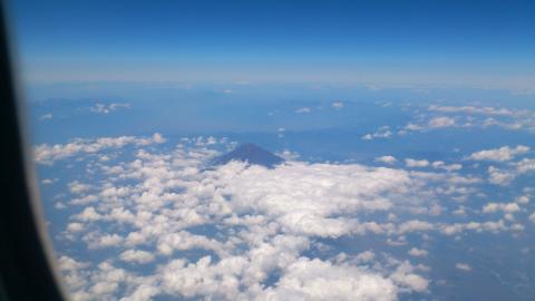 12日(水)台湾出張へ
富士山がきれいでした