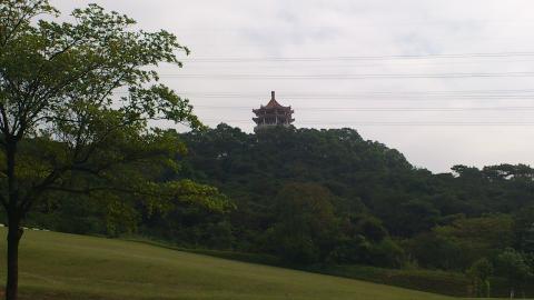 昨日の広東省中山市の朝ラン
山を見つけると上りたくなっちゃう♪
で、坂道走で追い込んじゃいました！