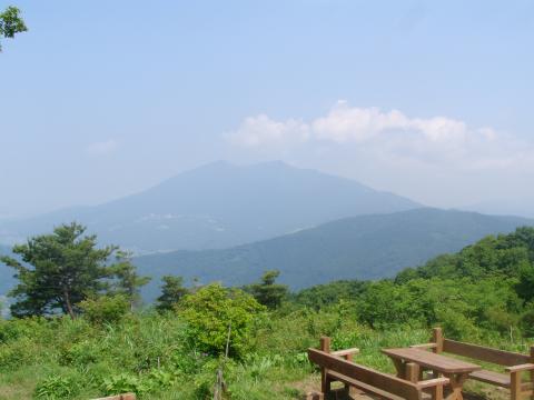 暑かった・・・
筑波山を望む