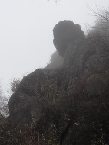 大仏岩～

雨降ってたので、写真はあまり撮っていない。