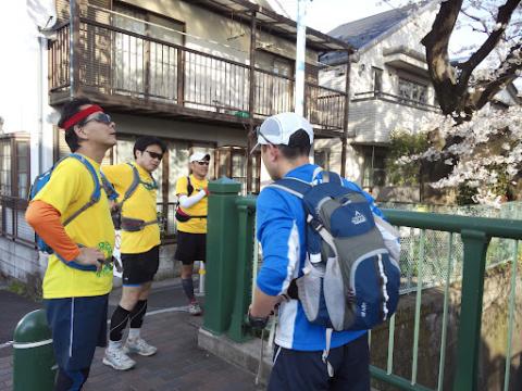 後もう一息!と私は思っていたのだけど、この人達は全然疲れてないのよね・・・(驚)。