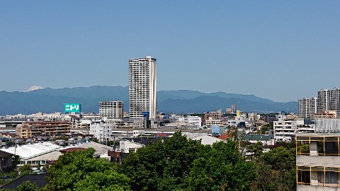 高尾山(飯綱神社)より。