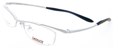 眼鏡市場の「i-Athlete」レンズも小さめなので目を保護すると言った面ではすこし弱い感じです。