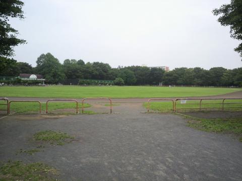 ４００ｍの陸上トラックもありますが・・・本日は遠慮しときます。