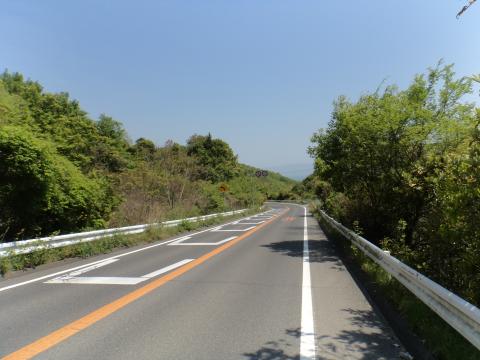 海沿いを走るはずが少し道を間違い峠越え。。。