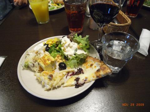 まずはパスタ以外で軽く前菜。