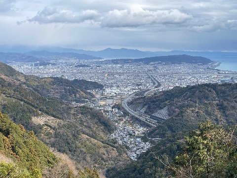 日本坂峠から静岡方面