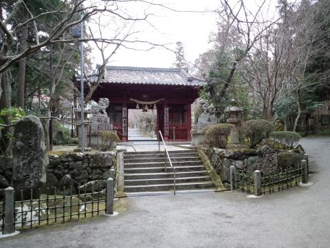 11:16 (3.7km) 神峯山寺